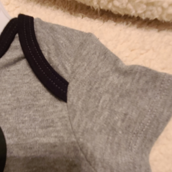 NWT Team of tiny size 6M gray / black bodysuit - Picture 5 of 10
